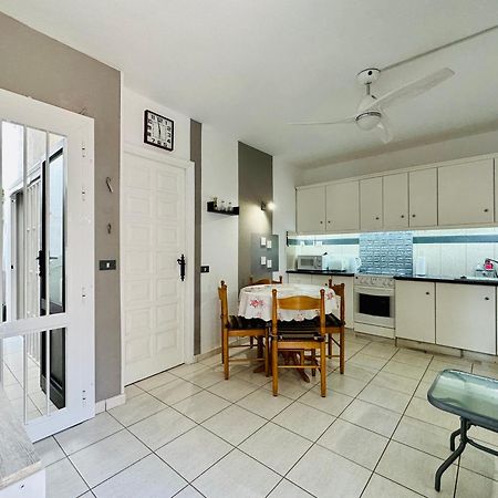 Quiet Apartment Chayofita Arona  Zewnętrze zdjęcie